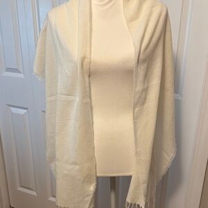 Elegant Cream Shawl Wrap/scarf